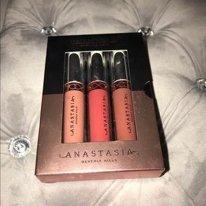 Abh Liquid Lipstick Set✨